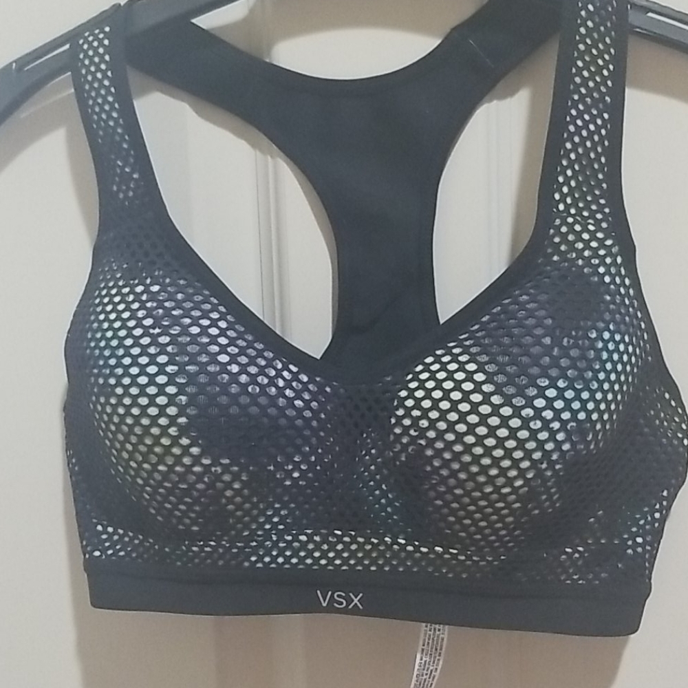 Victoria's Secret VSX sport bra Sz 32C